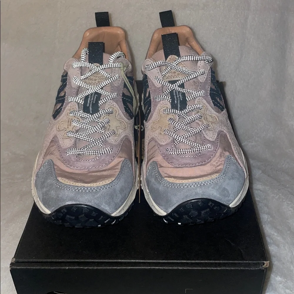 NWT Flower Mountain Solin Sneaker in Grey-Dove and Purple - Picture 8 of 16